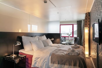 Junior Suite, 1 Double Bed, Ocean View