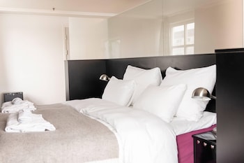 Junior Suite, 1 Double Bed, Ocean View