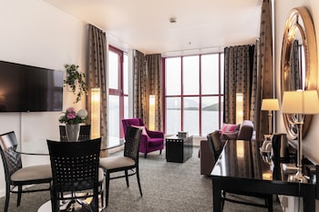 Junior Suite, 1 Double Bed, Ocean View