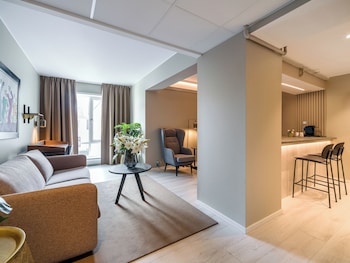 Suite, 1 Double Bed, Non Smoking