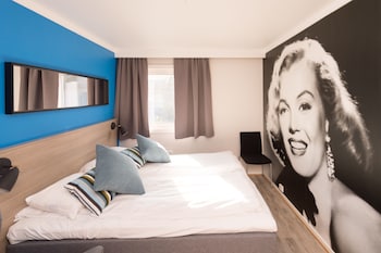 Twin Room (Moderate)