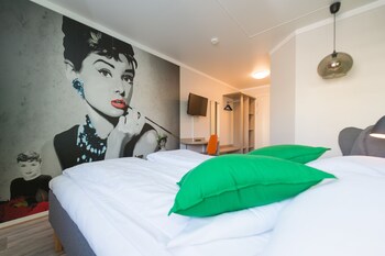 Twin Room (Moderate)