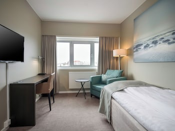 Single Room (Compact)