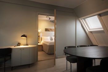 Suite (Master)