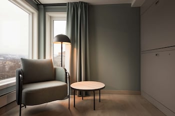 Suite (Master)