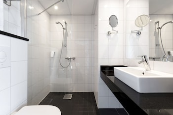 Single Room (Compact)