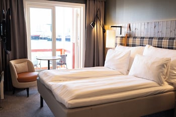 Superior Room, 1 King Bed (Best View)