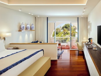 Deluxe Room, Garden View