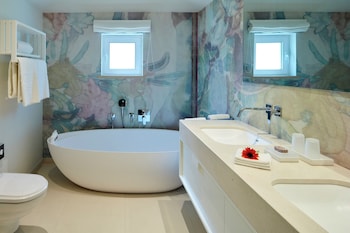Suite, 1 Bedroom (Spa)