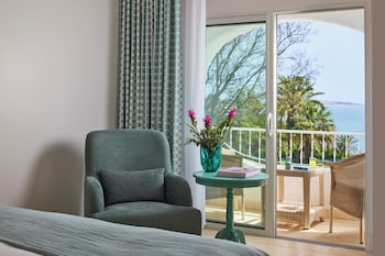 Premium Suite (Oasis Rooftop)