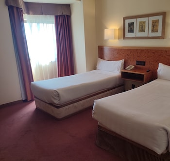 Triple Room (2 Adults + 1 Child)