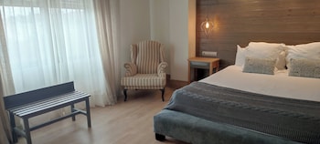 Family Room, Connecting Rooms (2 Adults + 2 Children)