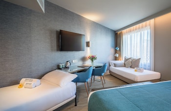 Emperador Premium Room