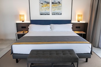 Suite, Sea View