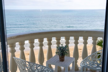 Deluxe Room, 1 Double Bed, Sea View