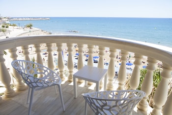 Suite, Sea View