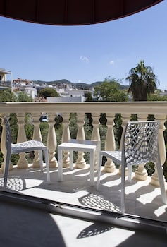Double Room, Pool View