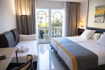 Triple Room, Pool View