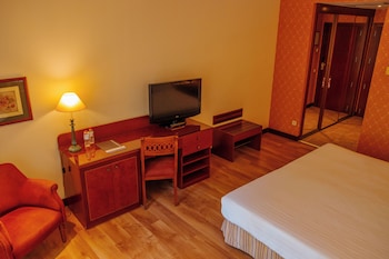 Deluxe Double or Twin Room, Balcony