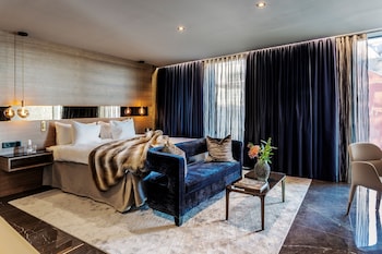 Deluxe Junior Suite