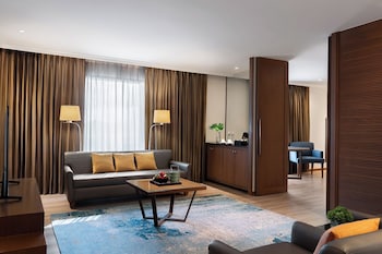 1 Bedroom Suite with Exclusive Benefits