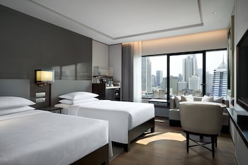 Executive Room, 2 Twin Beds, City View
