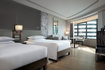 Executive Room, 2 Twin Beds, City View