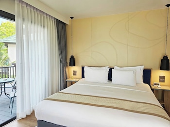 Beachfront Premier PLUS