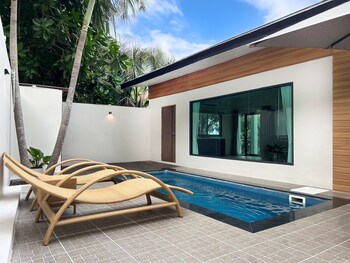 Presidential Suite with pool