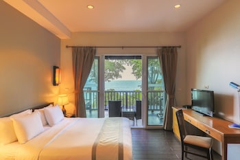 Coral Seaview Studio