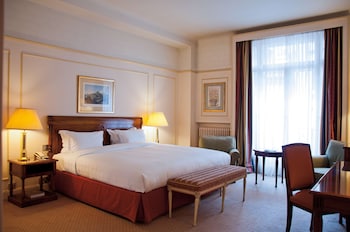 Prestige Room