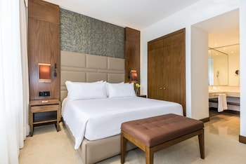 Suite (View, Extra Bed 2 adults + 1 child)