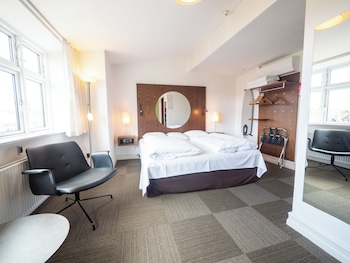 Business Double Room, 1 Bedroom (3 persons)