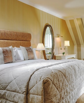 Manor King Room