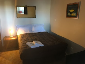 Standard Suite, Multiple Bedrooms, Non Smoking, Kitchen (3 bedroom apartment)