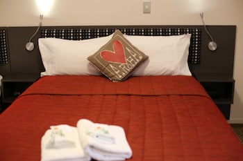 Standard Studio, Non Smoking, Kitchenette (Large Studio Unit 8)