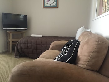 Family Suite, 1 Bedroom, Non Smoking, Kitchen (Family  10)