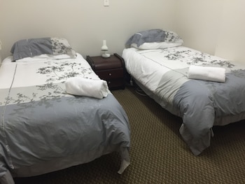 Standard Suite, 2 Bedrooms, Non Smoking, Kitchen