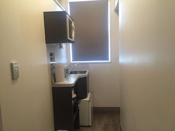 3 Person Studio