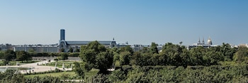 Suite Louvre - Vue Paris