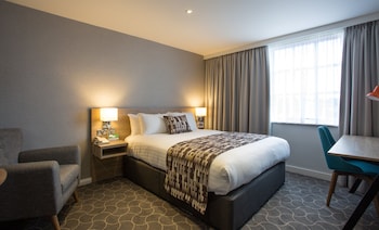 Standard Room, 1 King Bed, Ground Floor