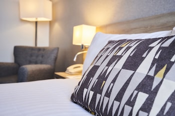 Standard Room, 1 King Bed