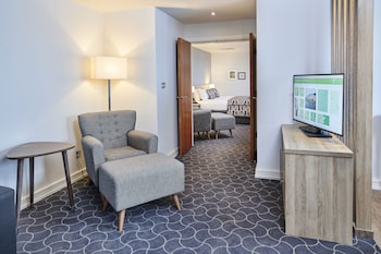 Suite, 1 King Bed