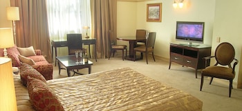 Deluxe Hotel Room