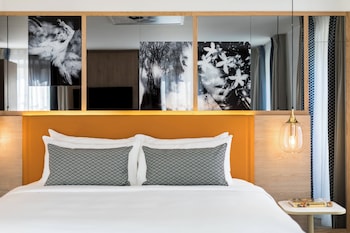 Junior Suite, 1 King Bed