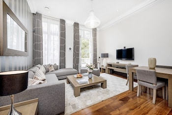 Executive One Bedroom Apartment with Balcony