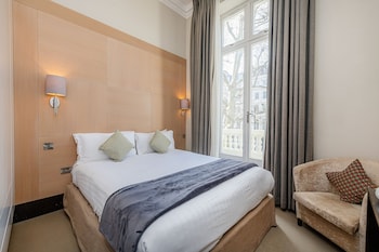 One Bedroom Deluxe with Balcony