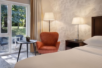 Superior Room, 1 King Bed, Terrace