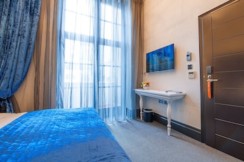 Superior Double Room, 1 King Bed, Balcony