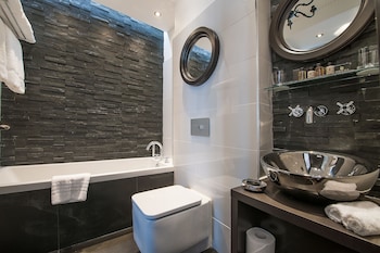 Standard Double Room, 1 Queen Bed